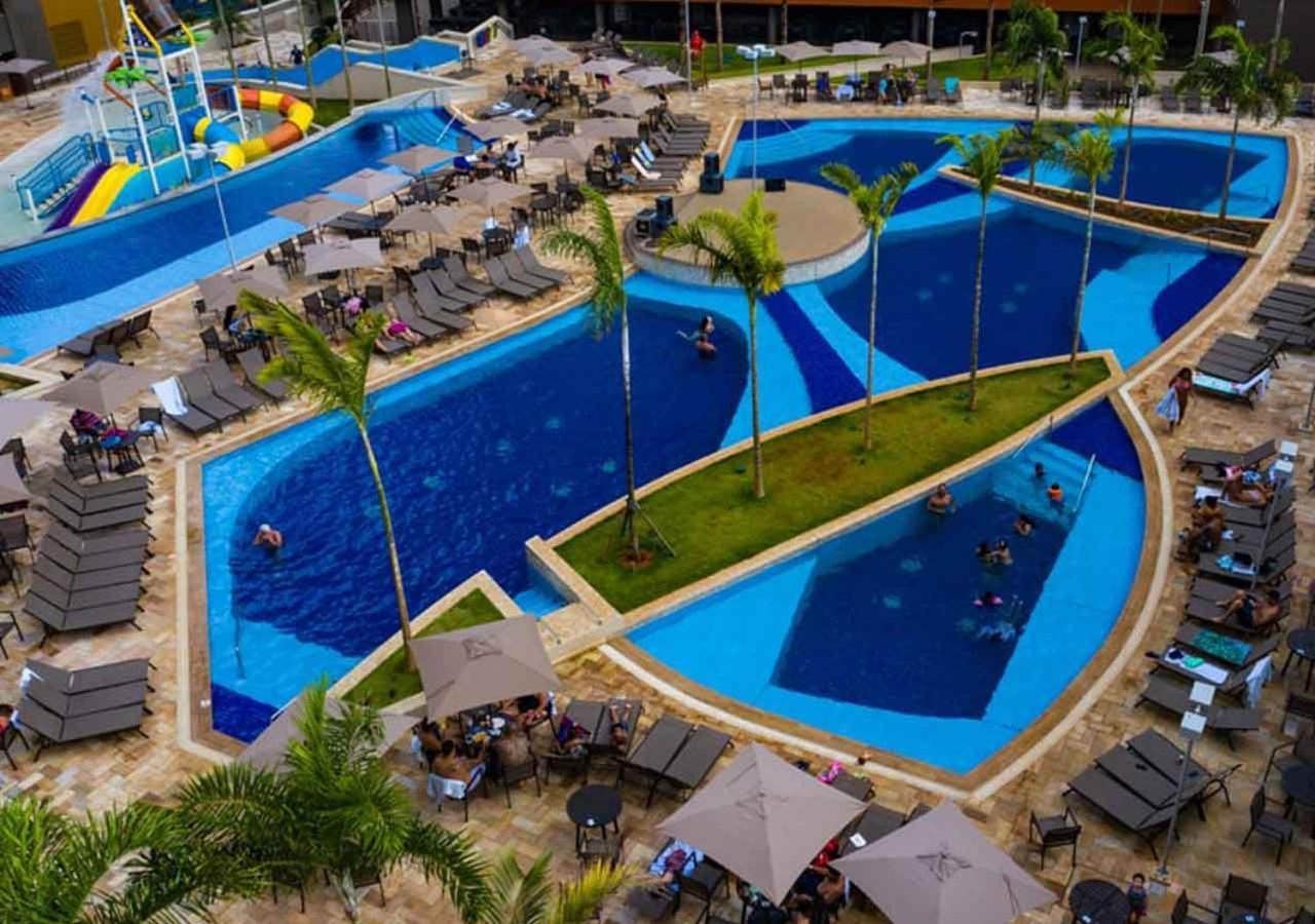 Enjoy Solar Das Aguas Park Resort Олимпия Экстерьер фото Aerial view of the resort's swimming pool