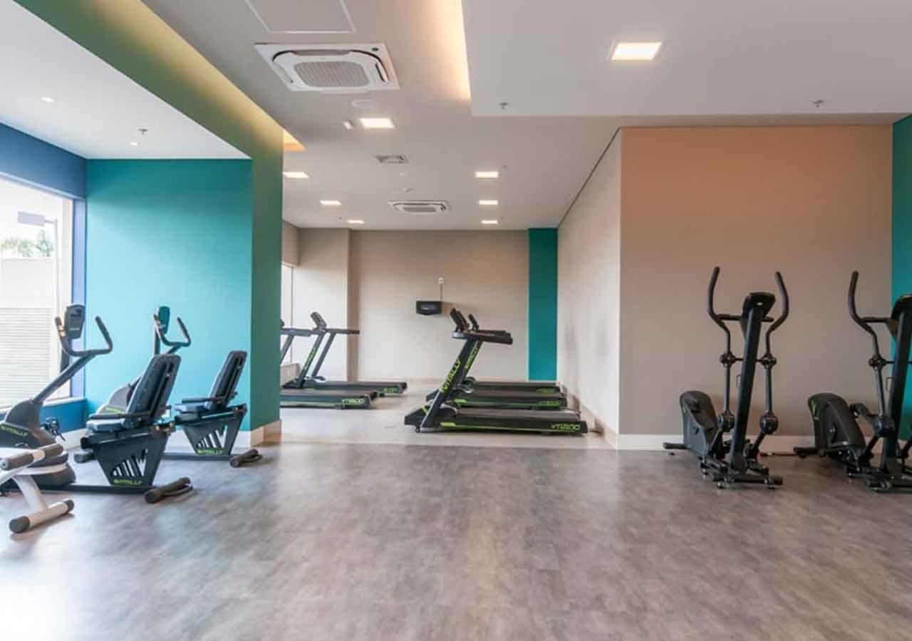 Enjoy Solar Das Aguas Park Resort Олимпия Экстерьер фото The gym at the hotel